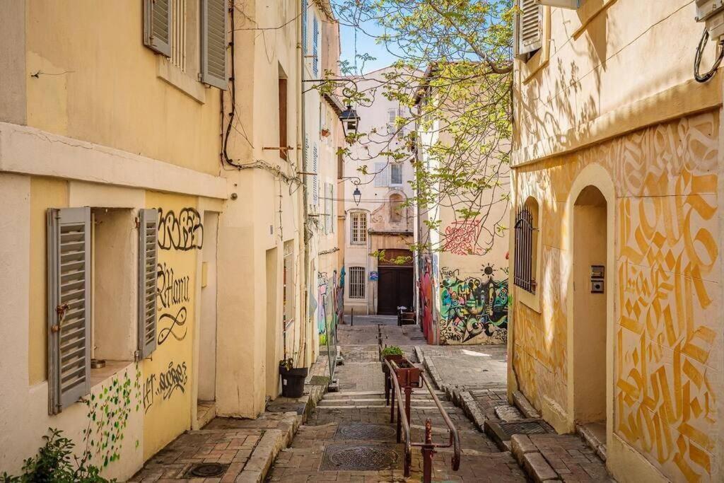 Appartement 5*, Climatisé, avec Terrasse au quartier Le Panier Marseille Extérieur photo